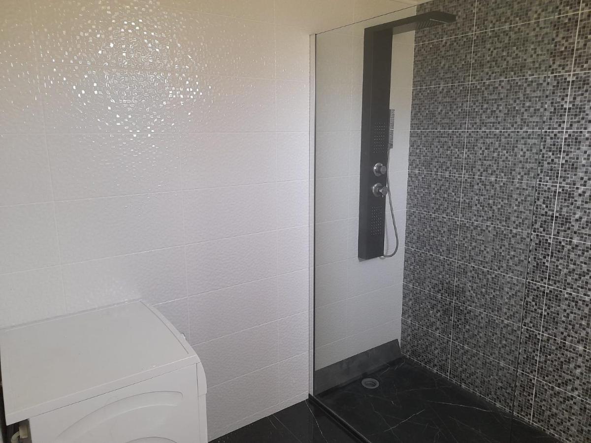 Refúgio Singelo Appartement Espinho  Buitenkant foto